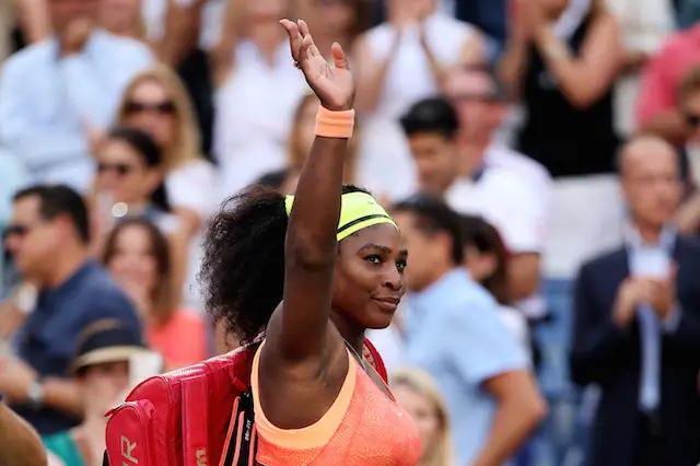Serena Williams walks off of the court after loosing to Roberta Vinci